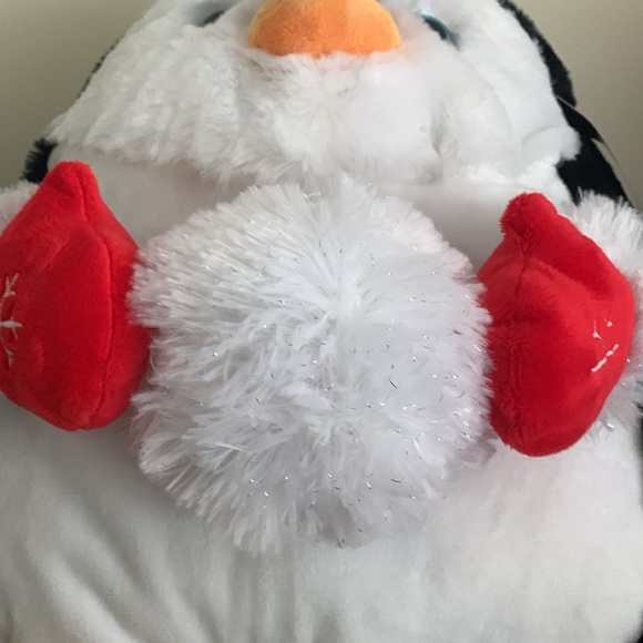 Large stuffed animal Penguin holiday NEW with tag - Picture 8 of 8